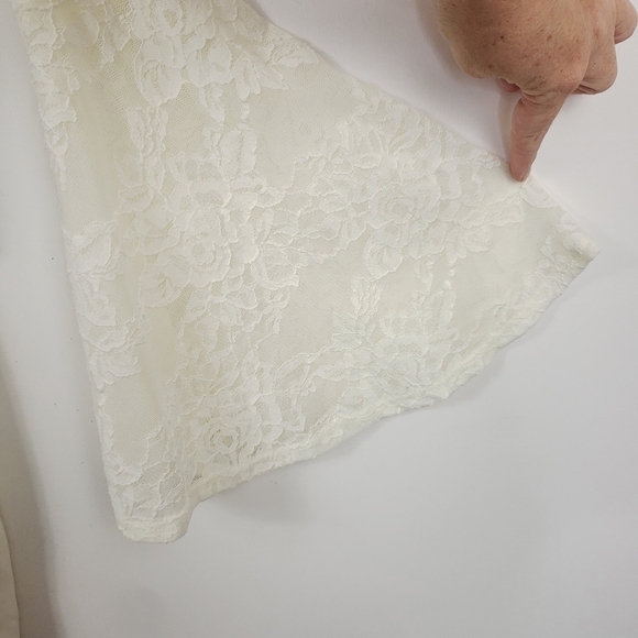 Lulu's Special Place Lace Off-the-Shoulder Dress new with tags sz xs - Picture 6 of 10